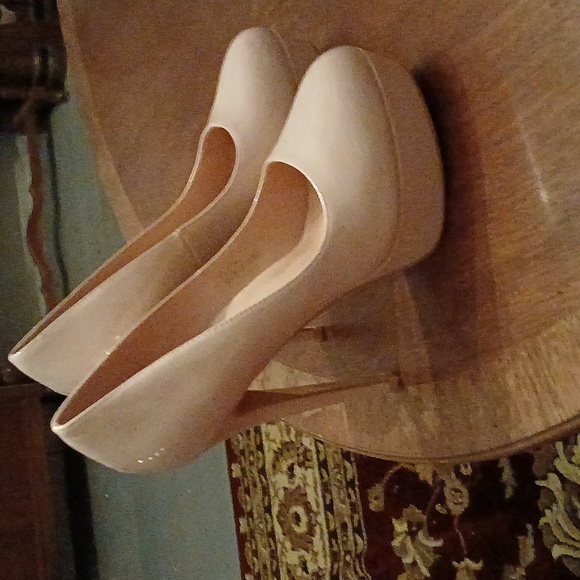 Nude Patent Leather Heels - Picture 1 of 5